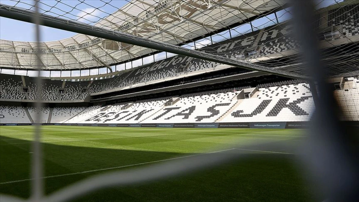 Beşiktaş&rsquo;ta yeni transfer kaleden d&ouml;nd&uuml;