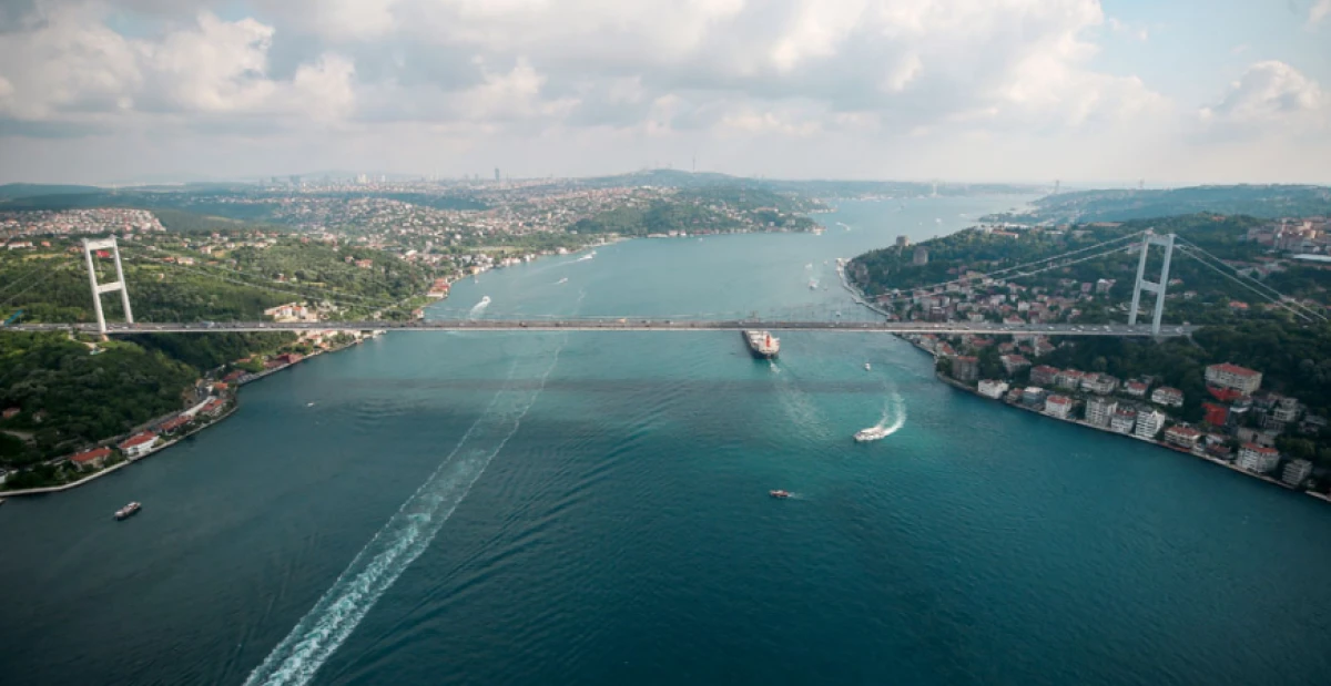 Boğazlardan ge&ccedil;tiğimiz yıl 84 bin 640 gemi ge&ccedil;iş yaptı!