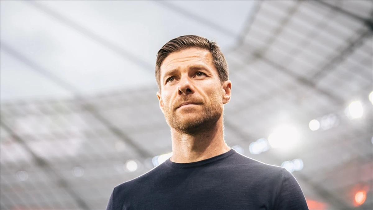 Chelsea'nin yeni teknik direkt&ouml;r&uuml; Xabi Alonso oldu! 4 yıllık imza...