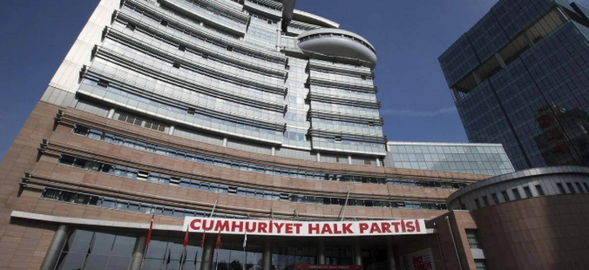 CHP Kurultayında Parti Meclisi Seçimi: Özgür Özel’in anahtar listesi açıklandı