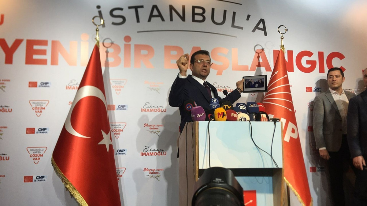 Deniz Dolmuşlar Düzenlenen Törenle Suya İndirildi