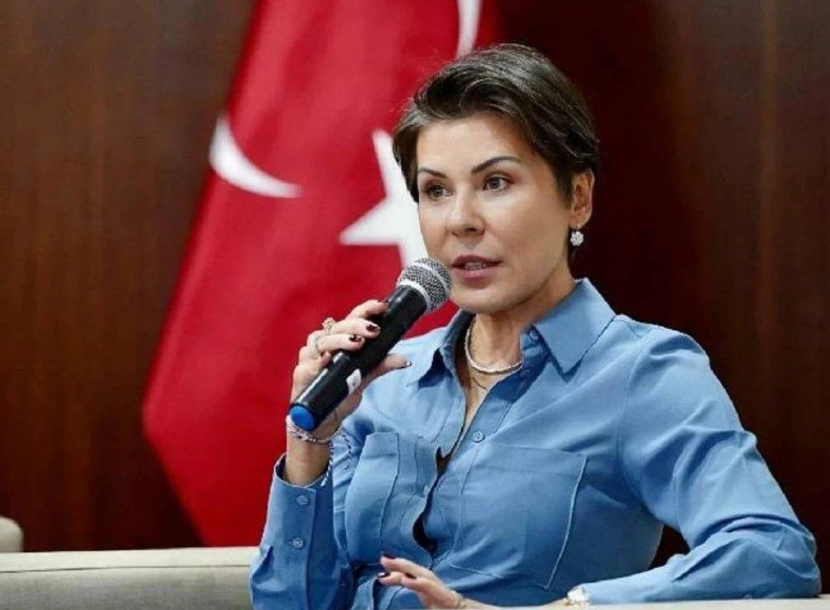 Fatoş Pınar T&uuml;rker &ccedil;ıplak aramaya maruz bırakılmış!