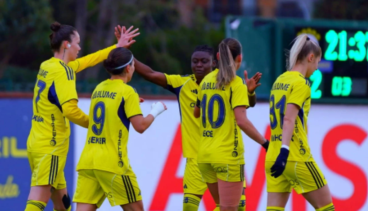 Fenerbah&ccedil;e arsaVev'den ligde tarihi skor!