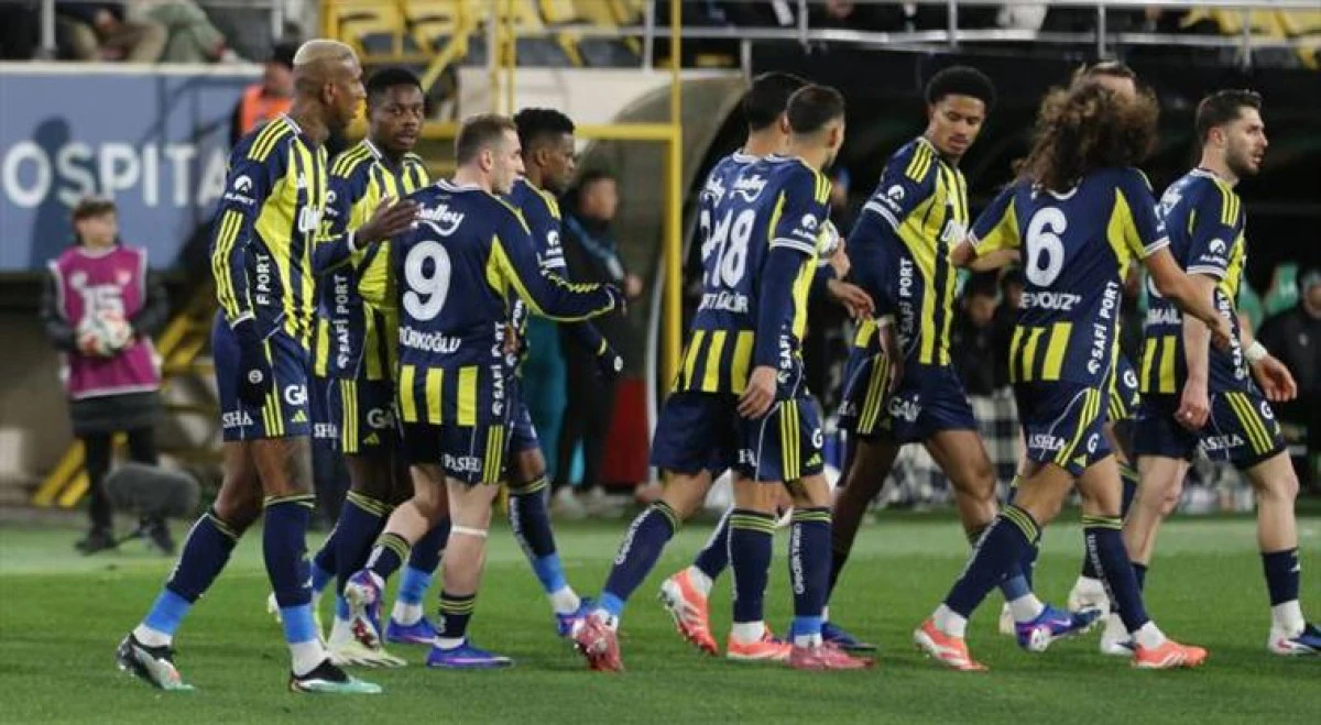 Fenerbah&ccedil;e Avrupa&rsquo;da ilk sekiz i&ccedil;in sahaya &ccedil;ıkıyor