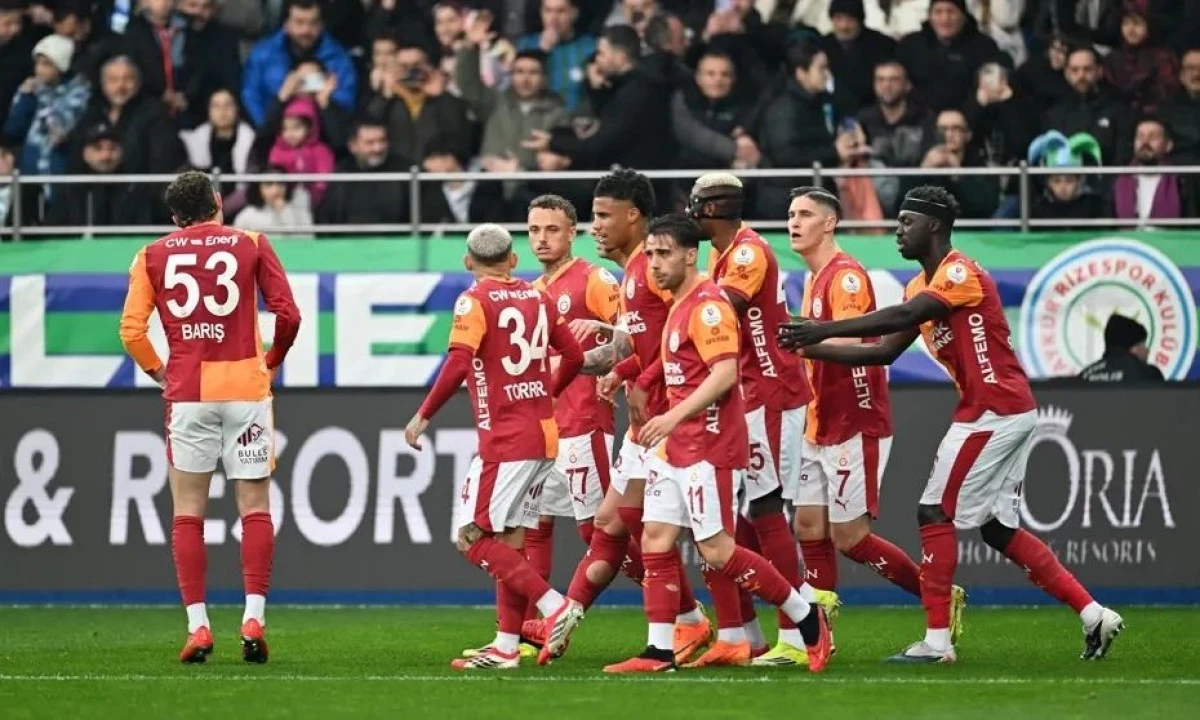 Galatasaray-Ey&uuml;pspor ma&ccedil;ının 11&rsquo;lerinde s&uuml;rpriz isimler!