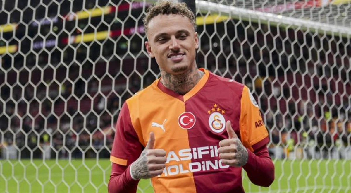 Galatasaray&rsquo;ın yıldızı Noa Lang&rsquo;tan transfer itirafı!