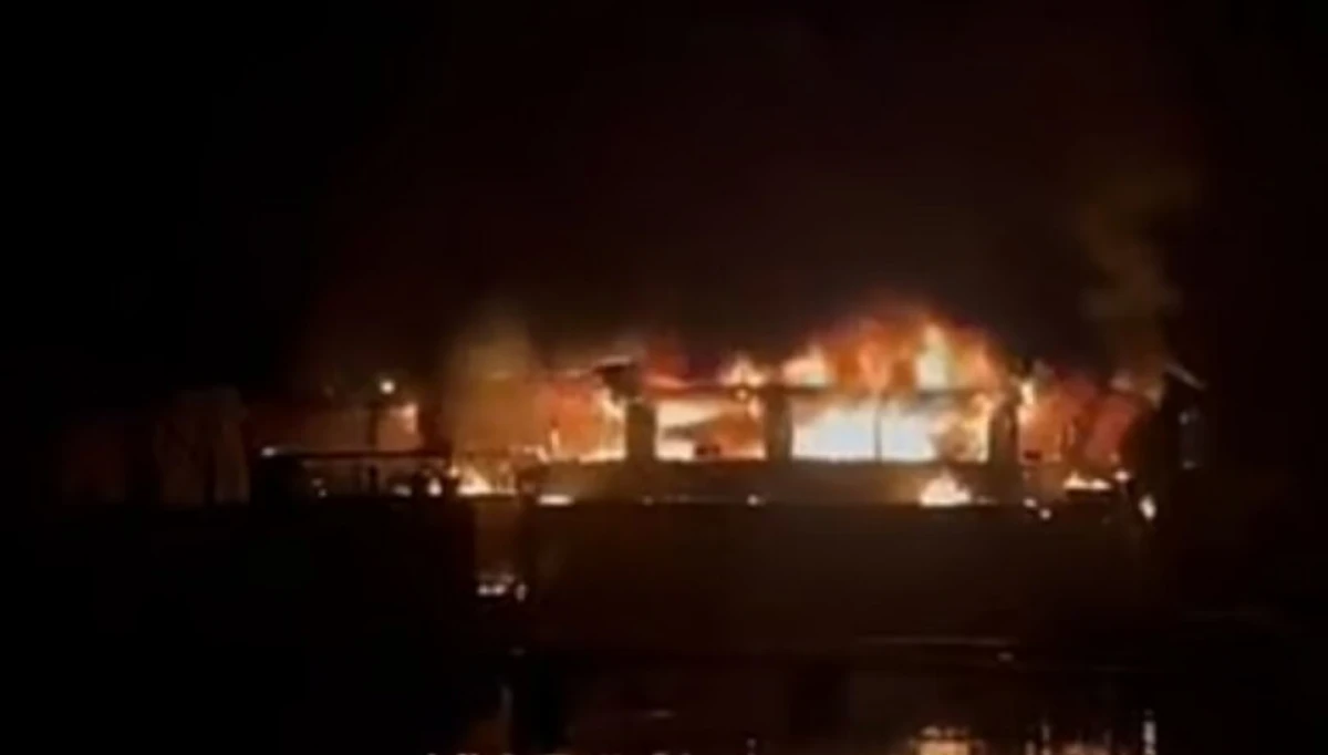 Hindistan'ın tatil cennetinde gece kulübü faciası: 25 can kaybı