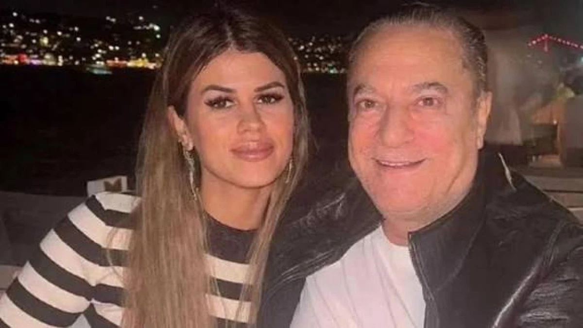 Mehmet Ali Erbil'in eşi evi terk etti