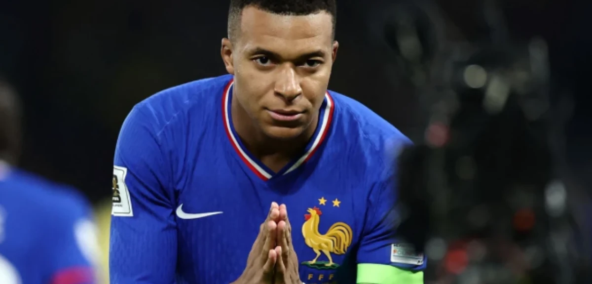 Messi ve Ronaldo'yu geride bıraktı: Genç yaşta 400 gol rekoruna ulaştı!