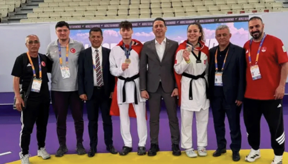 Milli sporculardan tekvandoda &ccedil;ifte madalya