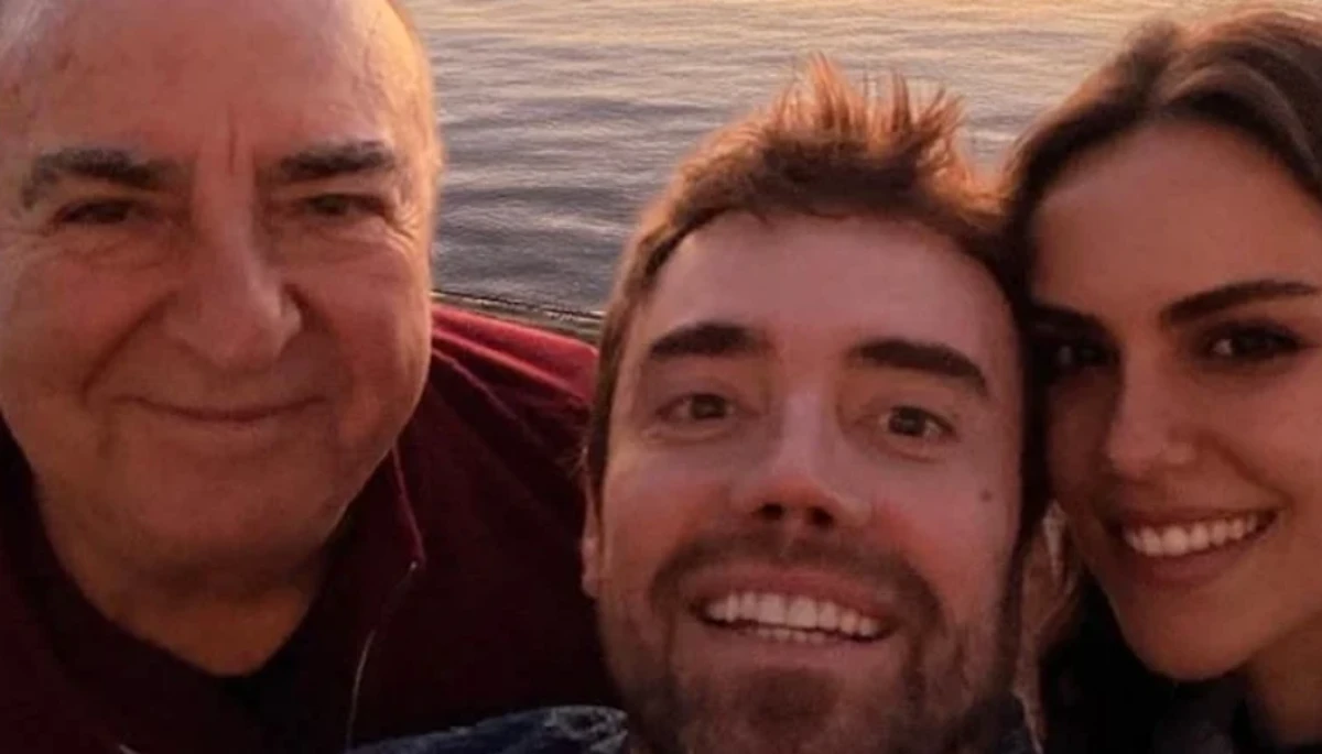 Murat Dalkılıç sevgilisi Özgü Kaya'yı babasıyla tanıştırdı