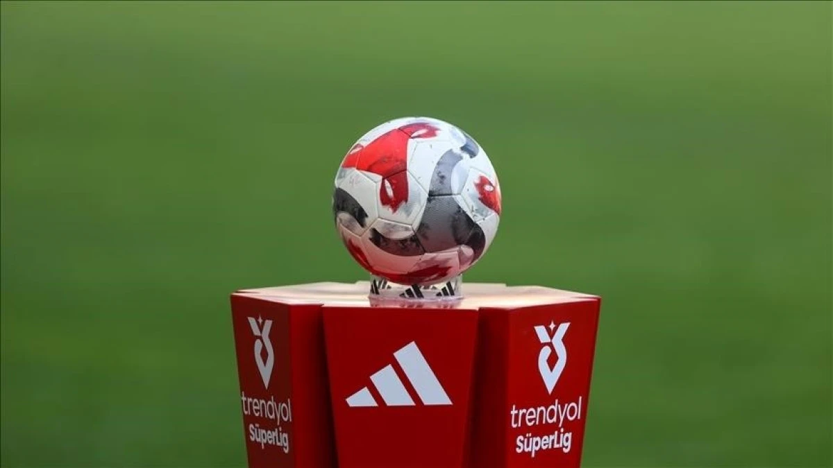 S&uuml;per Lig&rsquo;de perde kapanıyor