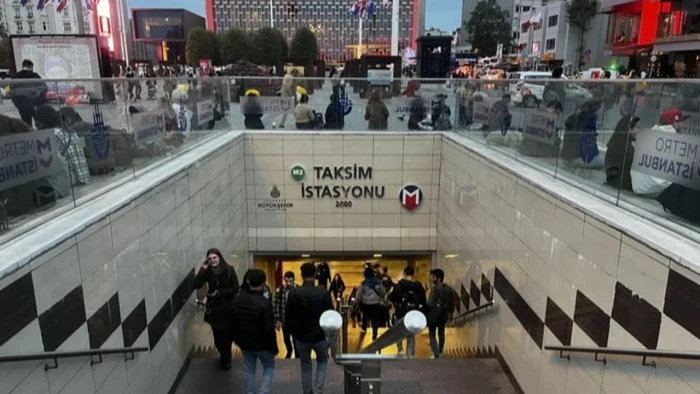 Taksim metro istasyonu ikinci bir duyuruya kadar kapatıldı