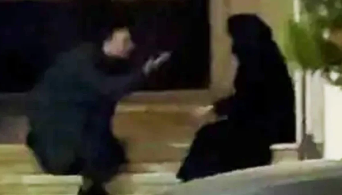 Ünlü çiftten sokak ortasında tartışma: Bıktım artık senden