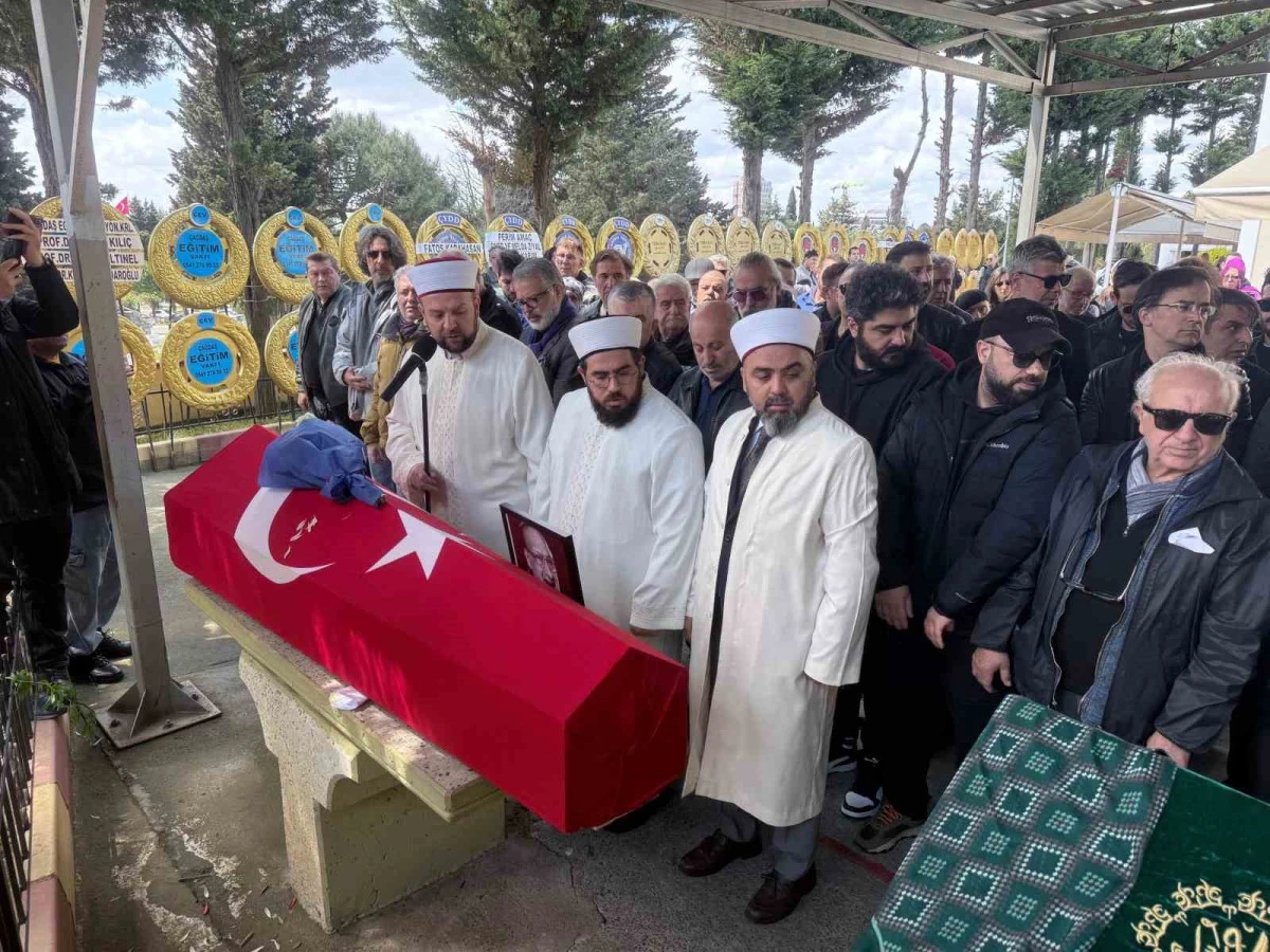 &Uuml;nl&uuml; oyuncu Ferdi Atuner son yolculuğuna uğurlandı