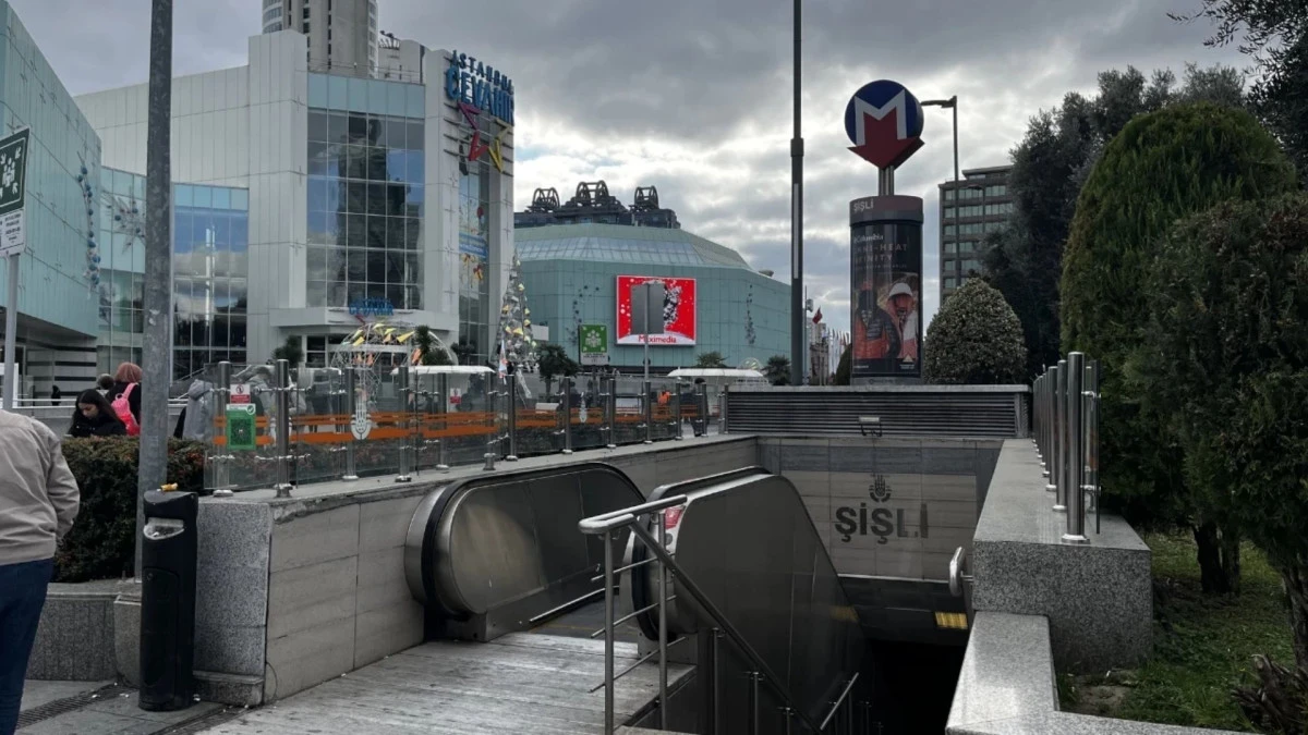 Valilikten CHP mitingi öncesi flaş karar: Bazı metro durakları kapatıldı 